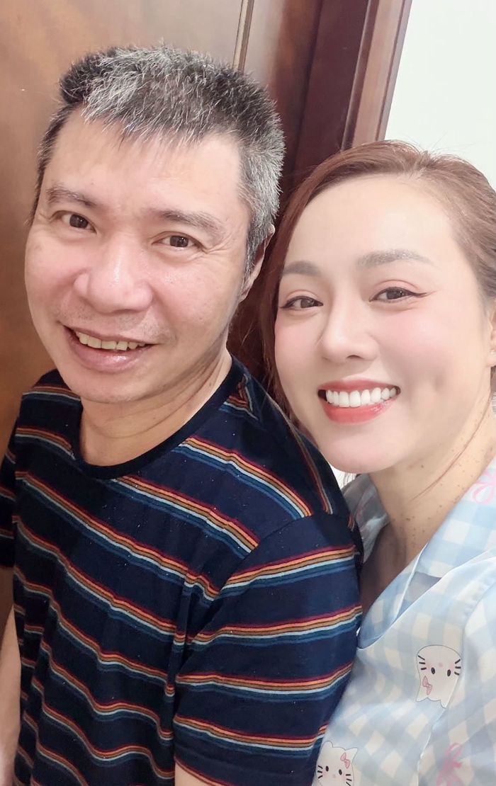 Vợ chồng Công Lý từng nhiều lần lên tiếng trước những tin đồn về hôn nhân. Ảnh: FBNV