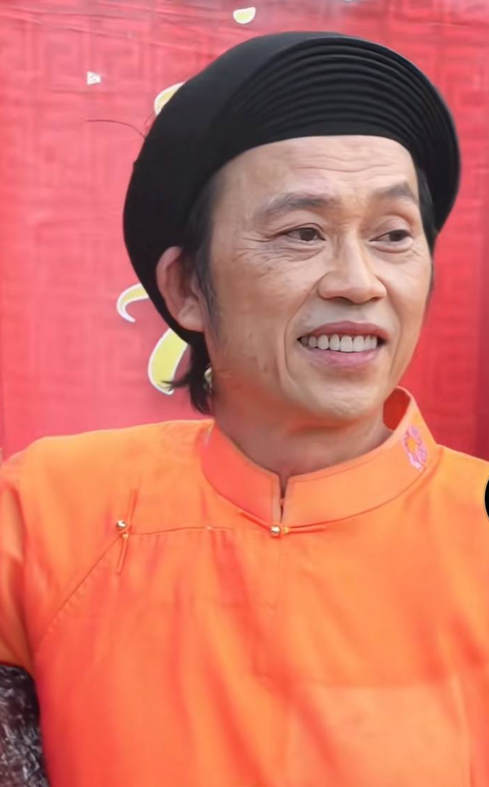 Nhã Phương đến viếng đền thờ Tổ 100 tỷ của NSƯT Hoài Linh Ảnh 3
