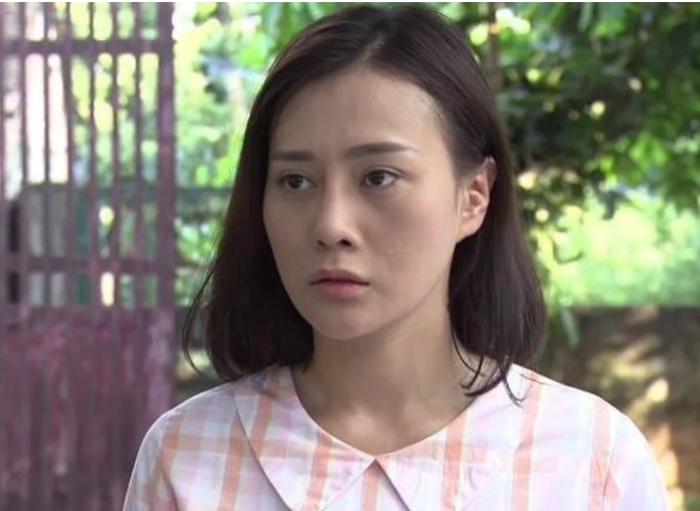 Phương Oanh trong Quỳnh búp bê.