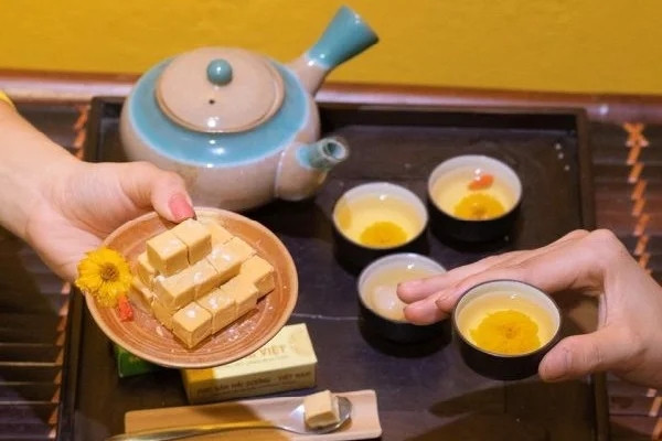Chỉ cần nhắc đến quê nhà Mạc Văn Khoa, người ta sẽ nhớ ngay đến món bánh trứ danh này! Ảnh 6