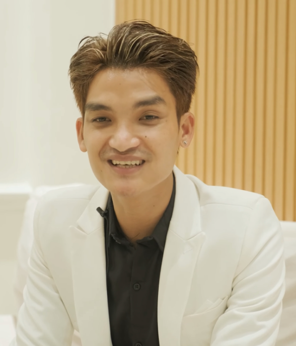 Mạc Văn Khoa.