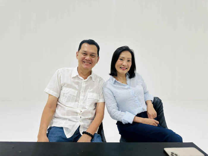 Hữu Châu và Hồng Đào có hơn 40 năm gắn bó từ thời còn học sân khấu.