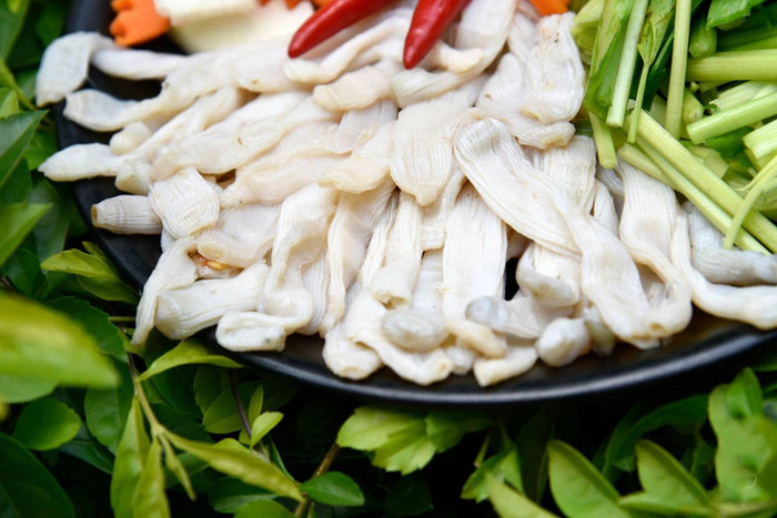 Hoàng Thùy Linh về quê cùng Đen Vâu, những đặc sản Quảng Ninh nào không thể bỏ lỡ? Ảnh 8