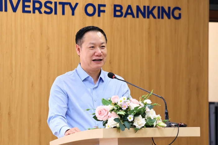 GS.TS Nguyễn Tiến Thảo trao đổi tại tọa đàm ngày 25/9 - Ảnh: TRỌNG NHÂN&nbsp;