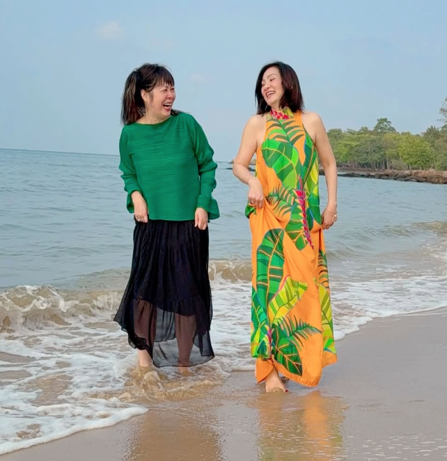 NSND Hồng Vân gửi lời chúc sinh nhật đến người bạn thân Hồng Đào. Ảnh: FBNV
