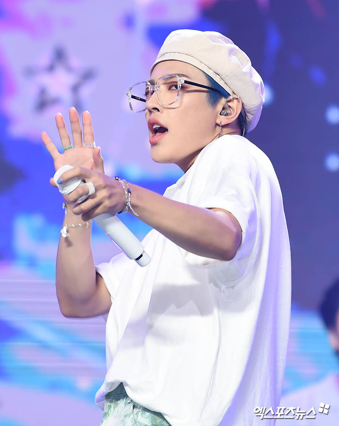 Hongjoong (ATEEZ) lên tiếng về quyết định không gửi nhạc dự GRAMMY của BTS Ảnh 4