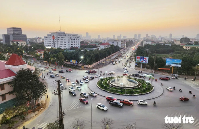 Vòng xuyến Hải Quan, phường Trường Vinh, Nghệ An - nơi xảy ra vụ sét đánh trúng người chạy xe máy - Ảnh: DOÃN HÒA