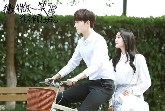 Yêu Em Từ Cái Nhìn Đầu Tiên là một trong những phim ngôn tình có sức sống lâu dài trên màn ảnh Hoa ngữ. Ảnh: Mango TV