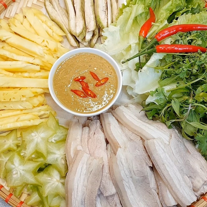 Bánh tráng cuốn thịt heo. Ảnh: Sưu tầm