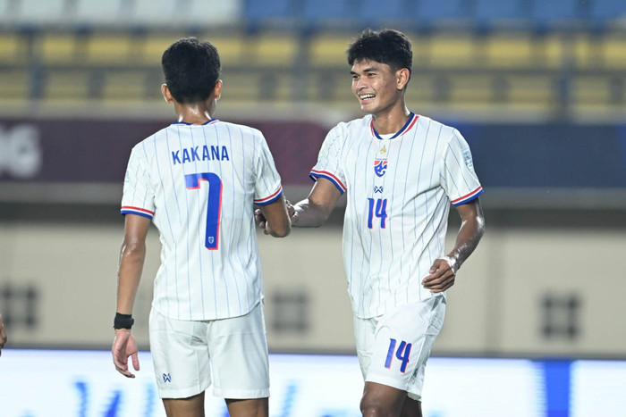 Trước cuộc đối đầu giữa Việt Nam và Thái Lan, một số CĐV xứ chùa vàng đã có những nhận xét đáng chú ý về màn trình diễn của hai đội. Ảnh: FAT