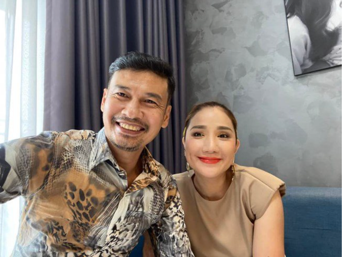 Cát Tường và Tiết Cương.