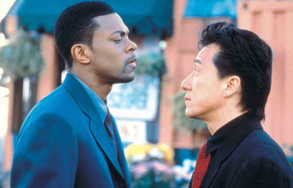 Thành Long và Chris Tucker tạo nên cặp đôi hành động pha hài đáng nhớ trong Giờ Cao Điểm.