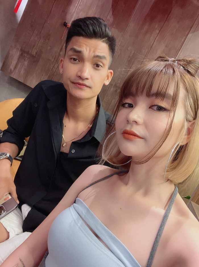 Vợ chồng Mạc Văn Khoa.