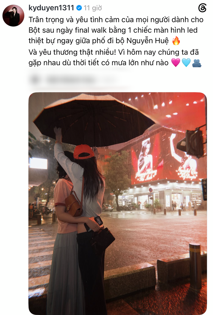 Kỳ Duyên chia sẻ khoảnh khắc bên Thiên Ân dưới trời mưa.