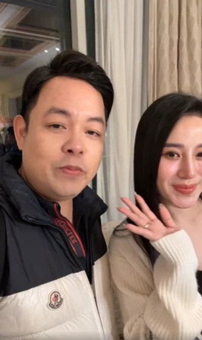 Quang Lê và Tố My có mối quan hệ đồng nghiệp thân thiết suốt nhiều năm qua.