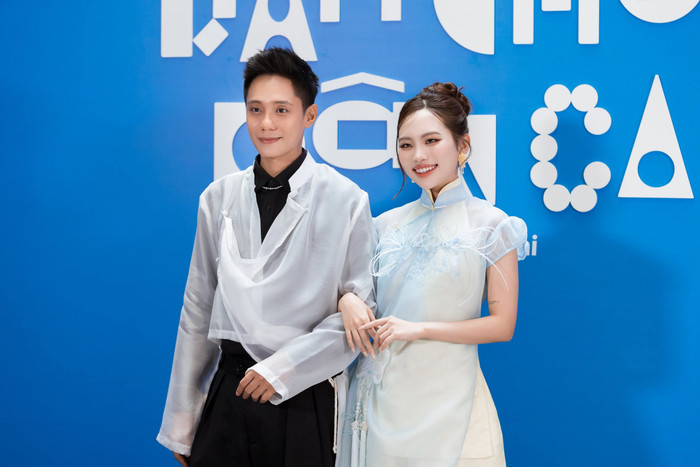 Phương Mỹ Chi và Bảo Định duy trì mối quan hệ thân thiết ngoài đời.