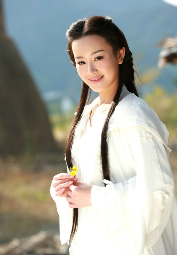 Trương Mông vai Vương Ngữ Yên trong Thiên Long Bát Bộ 2013.