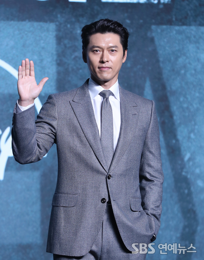 Hyun Bin thẳng thắn thừa nhận bản thân không tránh khỏi áp lực trước thành công của mùa đầu tiên.
