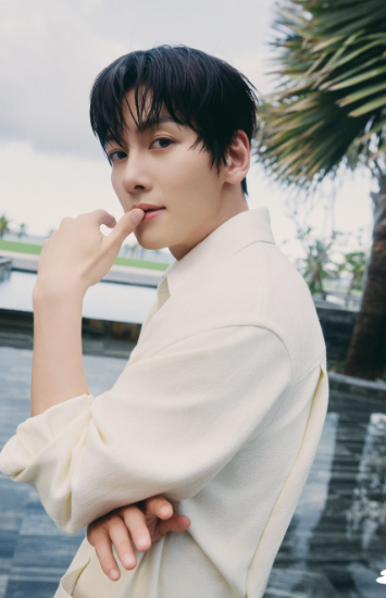 Chua đầy 1 tháng, &nbsp;Ji Chang Wook trở lại màn ảnh với 2 hình tượng nhân vật hoàn toàn trái ngược nhau.
