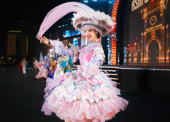 Bảo Ngọc trình diễn tại Dace Of The World thuộc khuôn khổ Miss World.&nbsp;