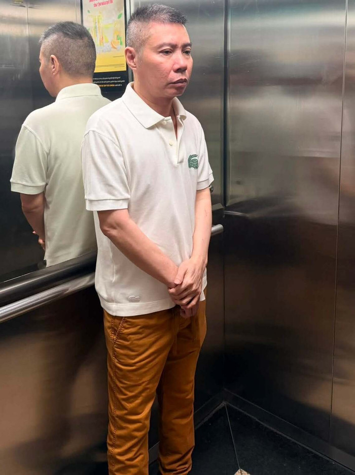 Sức khỏe của NSND Công Lý từng bước có những chuyển biến tích cực, song vẫn cần thời gian để tiếp tục phục hồi.&nbsp;
