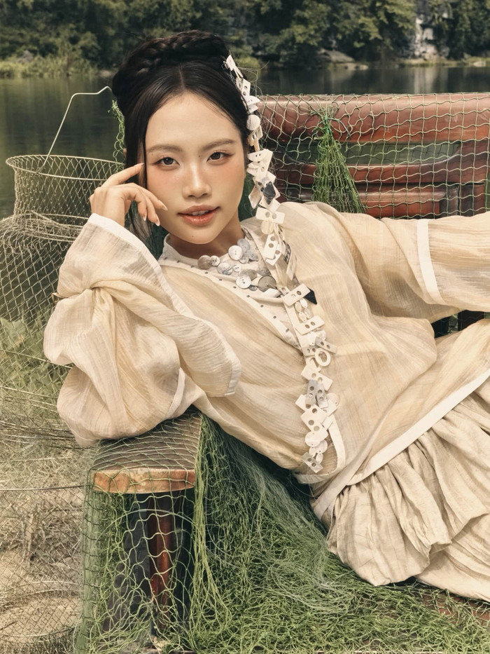 Phương Mỹ Chi hạnh phúc khi toàn bộ vé đợt đầu của nhạc hội sắp tới đã được bán hết trong 1 phút.