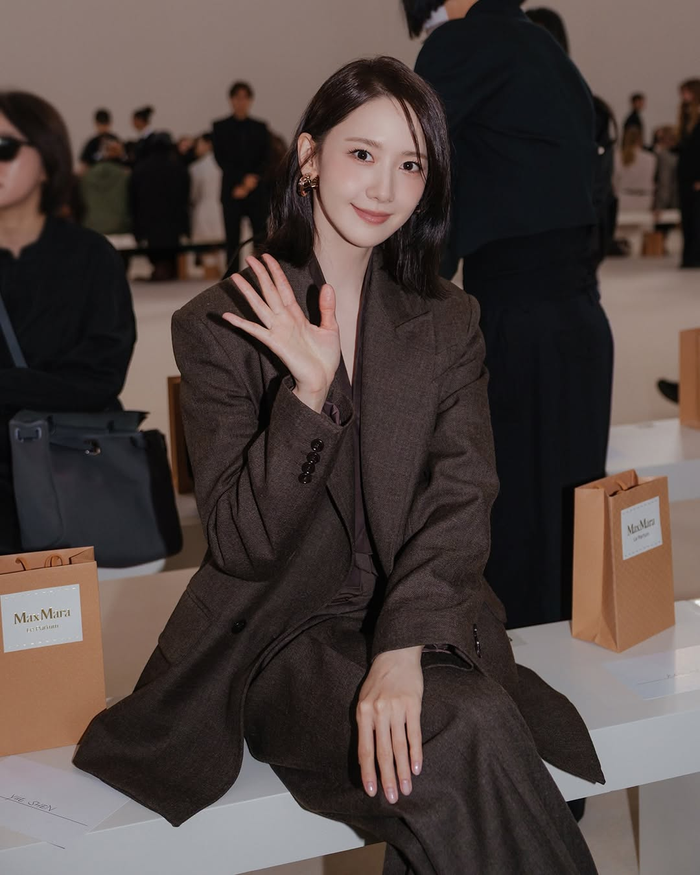 Với Yoona, công ty cho biết đã phát hiện nhiều hình ảnh được tạo bằng công nghệ AI.