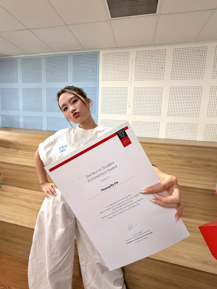 Phần thưởng của Phương Mỹ Chi ở trường đại học Ảnh 2