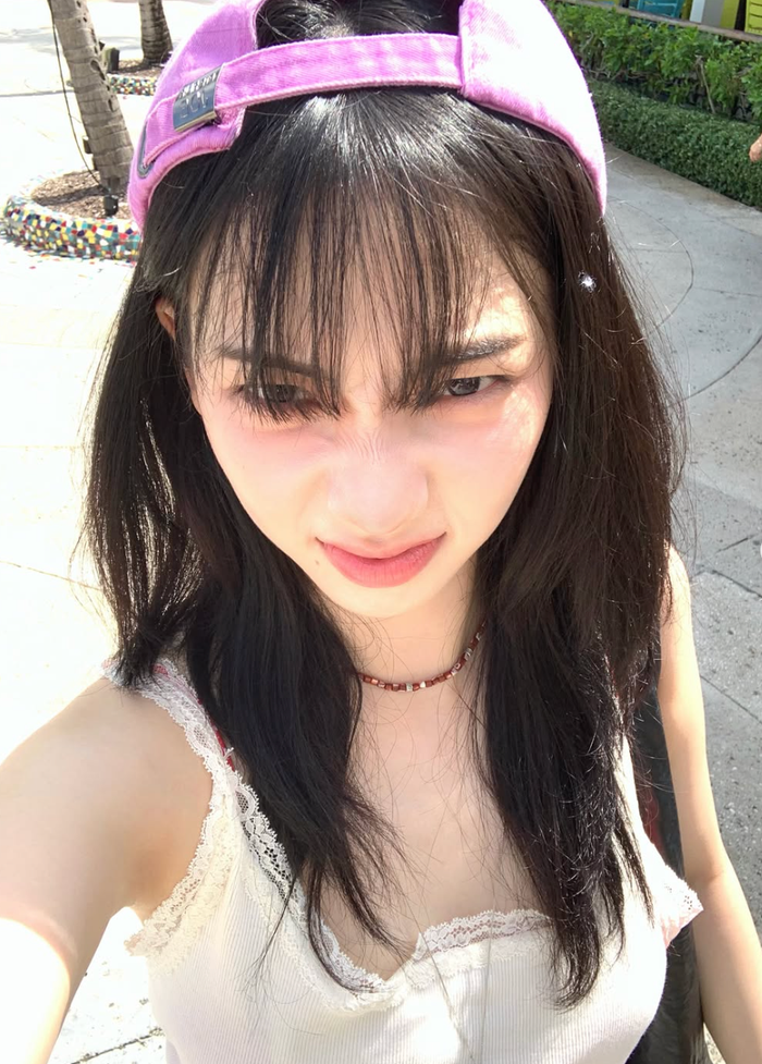 Karina (aespa) đang tận hưởng kỳ nghỉ thư giãn tại Bahamas.