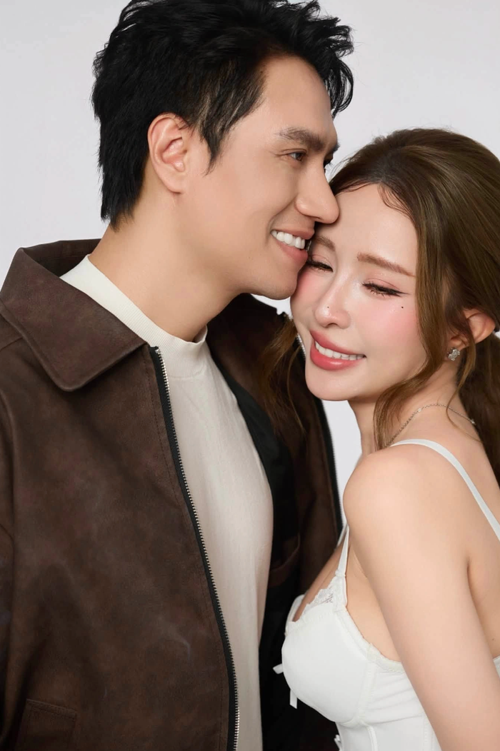 &nbsp;Việt Anh và Quỳnh Nga.