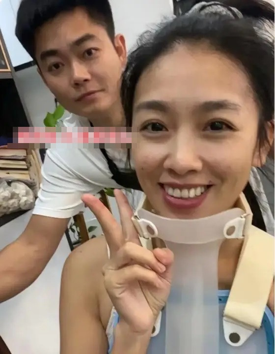 Gặp tai nạn phải nằm viện 2 tháng, người phụ nữ ngỡ ngàng trước hành động của chồng cũ Ảnh 4