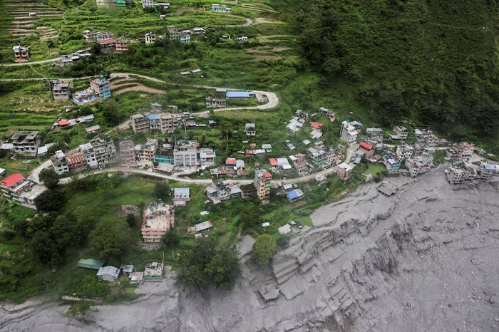 Nepal thiệt hại khoảng 66 nghìn tỷ đồng sau thảm họa lũ lụt, hơn 4.200 người vẫn mất tích Ảnh 2