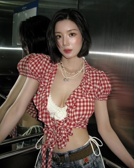 Kwon Eun Bi được nhận xét là hào phóng, quan tâm đến những người làm việc cùng.