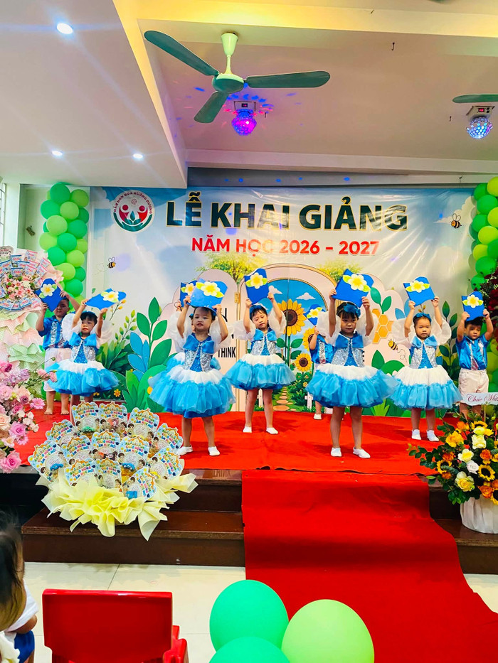 Những tiết mục văn nghệ đáng yêu của các bạn nhỏ mầm non.