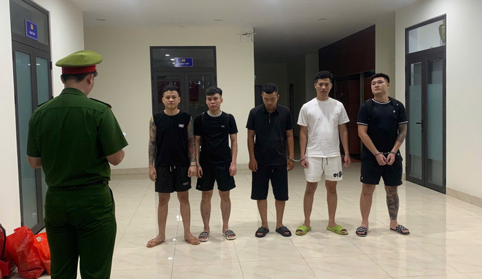 Các đối tượng trong chuyên án bị tạm giữ để điều tra. Ảnh: Công an TP Đà Nẵng