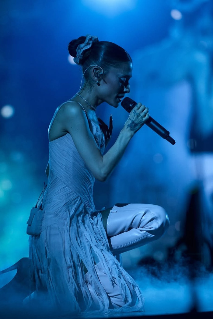 Ariana Grande kiếm được bao nhiêu tiền từ Eternal Sunshine Tour? Ảnh 3