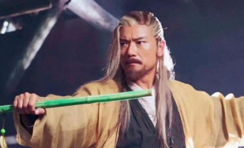 Hoàng Dược Sư nổi tiếng với biệt danh “Đông Tà”, một trong Thiên hạ Ngũ Tuyệt của Kim Dung.
