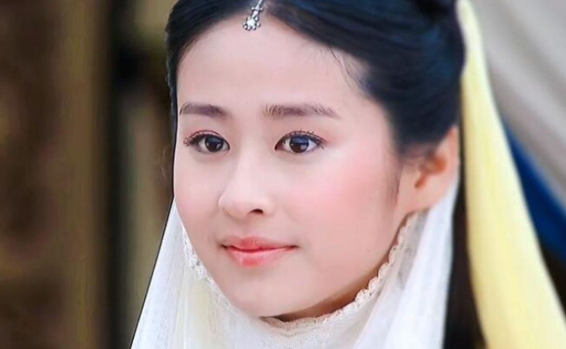 Vẻ đẹp khiến Kha Tư Lệ trở thành mỹ nhân khó quên của Kim Dung.