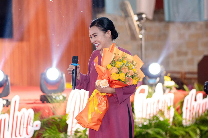Mừng vì ca sĩ Phương Thanh dũng cảm đi tìm hạnh phúc sau 10 năm Ảnh 4