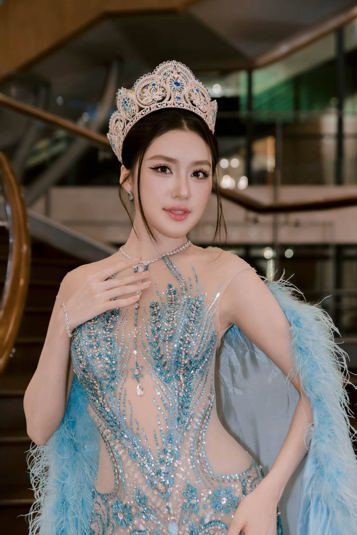 Phương Oanh sẽ nối tiếp Bảo Ngọc thi Miss World 2027.