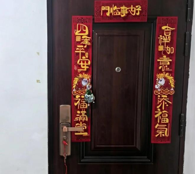 Lắp camera hơn 2 tiếng, cảnh tượng trước mắt khiến người phụ nữ lập tức báo cảnh sát Ảnh 2