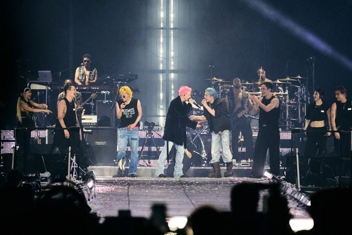 BIGBANG và màn thị uy của một 'huyền thoại sống' trên đất Mỹ sau 9 năm Ảnh 5
