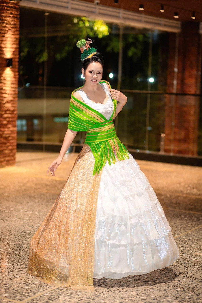 Phượng Zenana mong muốn đào tạo ra thế hệ người mẫu có chuyên môn, đạo đức nghề nghiệp tốt.&nbsp;