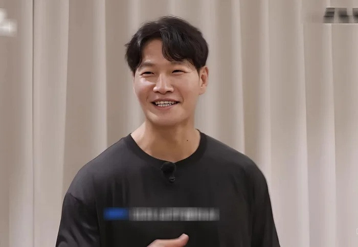 Kim Jong Kook giữ kín chuyện đời tư. Vợ của anh không hoạt động trong lĩnh vực giải trí.&nbsp;
