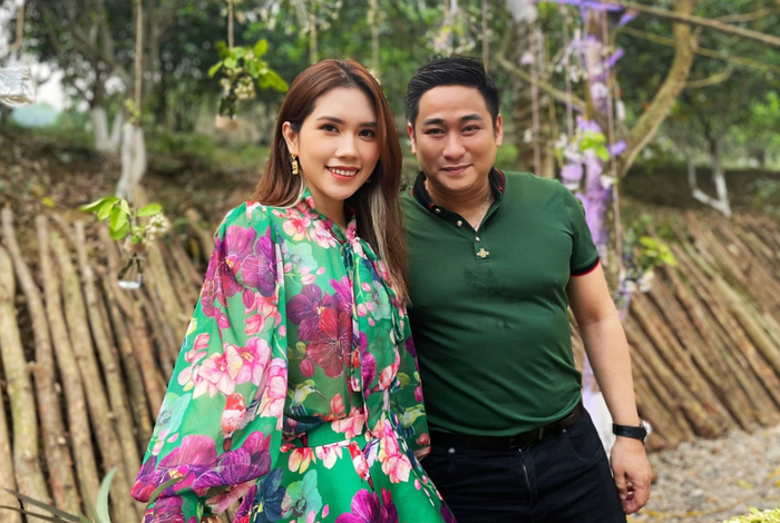 Minh Tiệp và vợ.