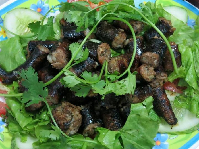 Món dồi rắn nướng ở Đồng Tháp. Ảnh: Sưu tầm