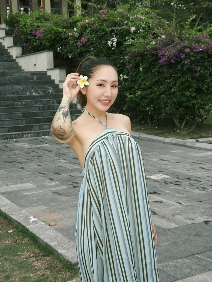 Nữ ca sĩ Du Uyên thông báo chia tay bạn trai sau 5 năm yêu nhau.