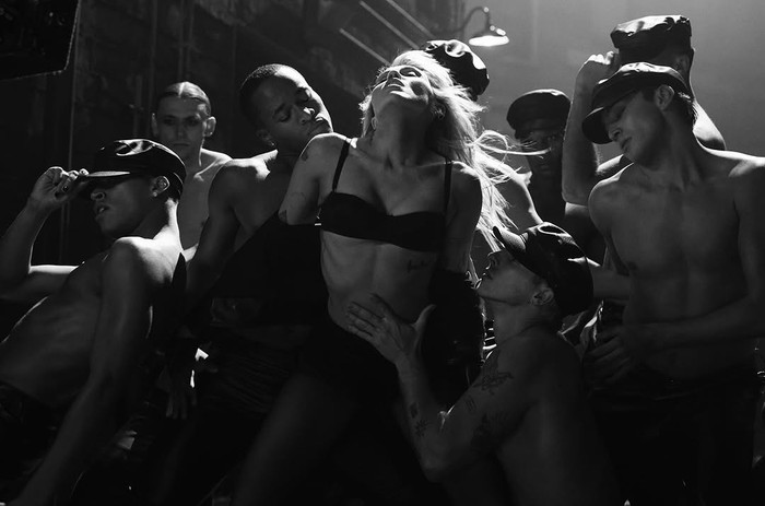 Miley Cyrus gặp khó khăn sau khi đổi tên Ảnh 3