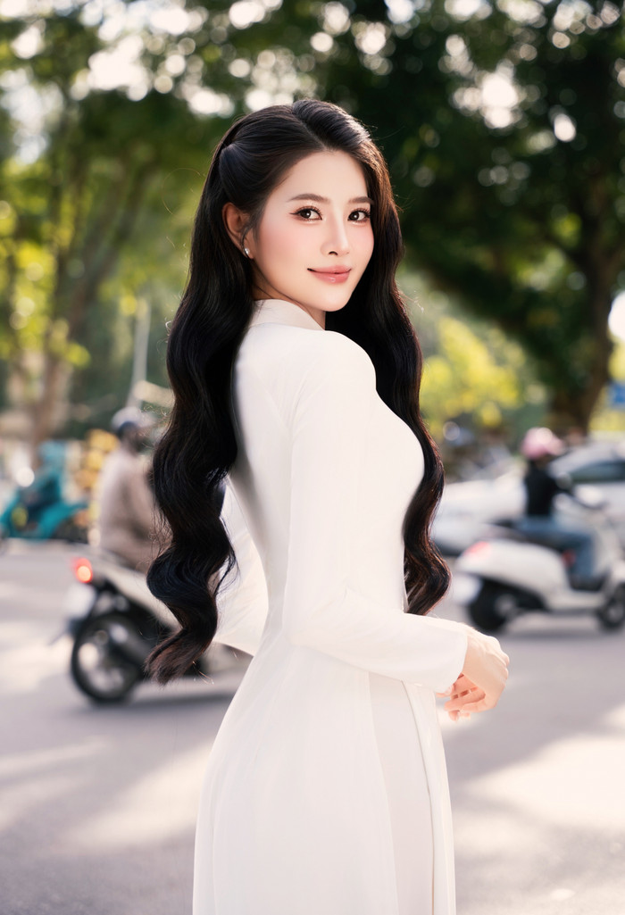 Trong thời gian tới, nàng Á khôi Hà Nội sẽ tiếp tục ưu tiên thời gian để hoàn thành chương trình Thạc sĩ.