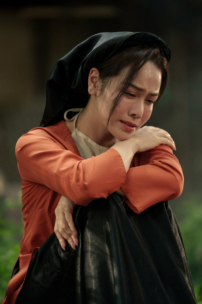 Nhật Kim Anh hóa thân người phụ nữ xưa trong MV Danh phận.